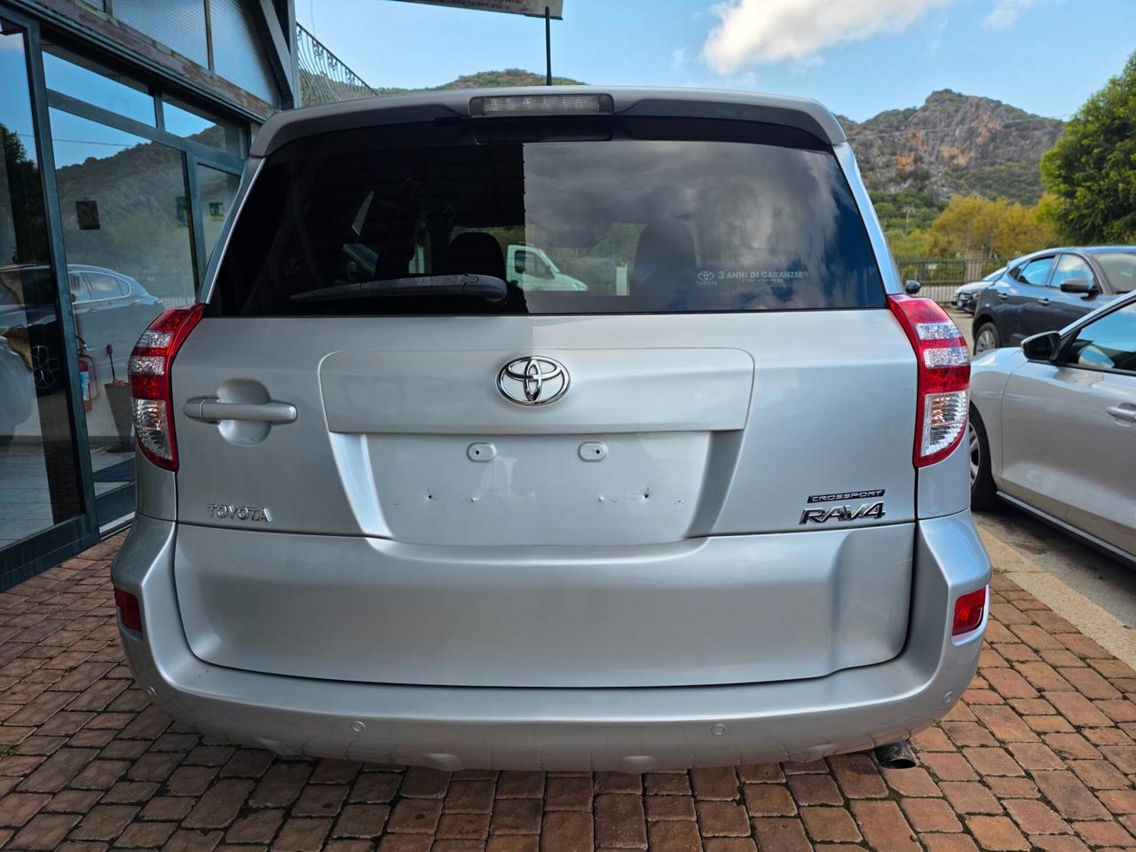 Toyota RAV4 Crossover 2.2 D-4D 150 CV Lounge 2wd