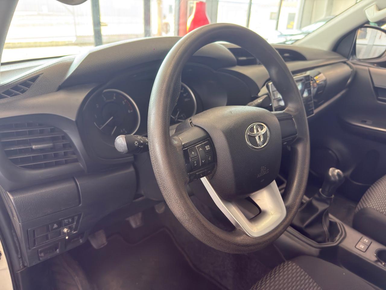 Toyota Hilux 2.4 D-4D 4WD 4 porte Double Cab Comfort