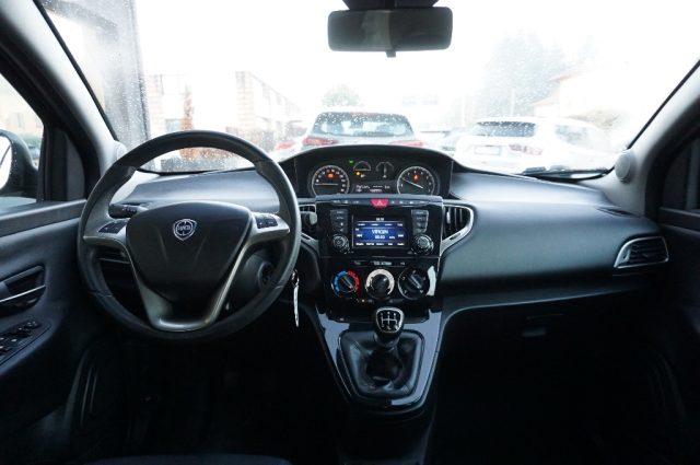 LANCIA Ypsilon 1.2 69 CV 5 porte Gold X NEOPATENTATI