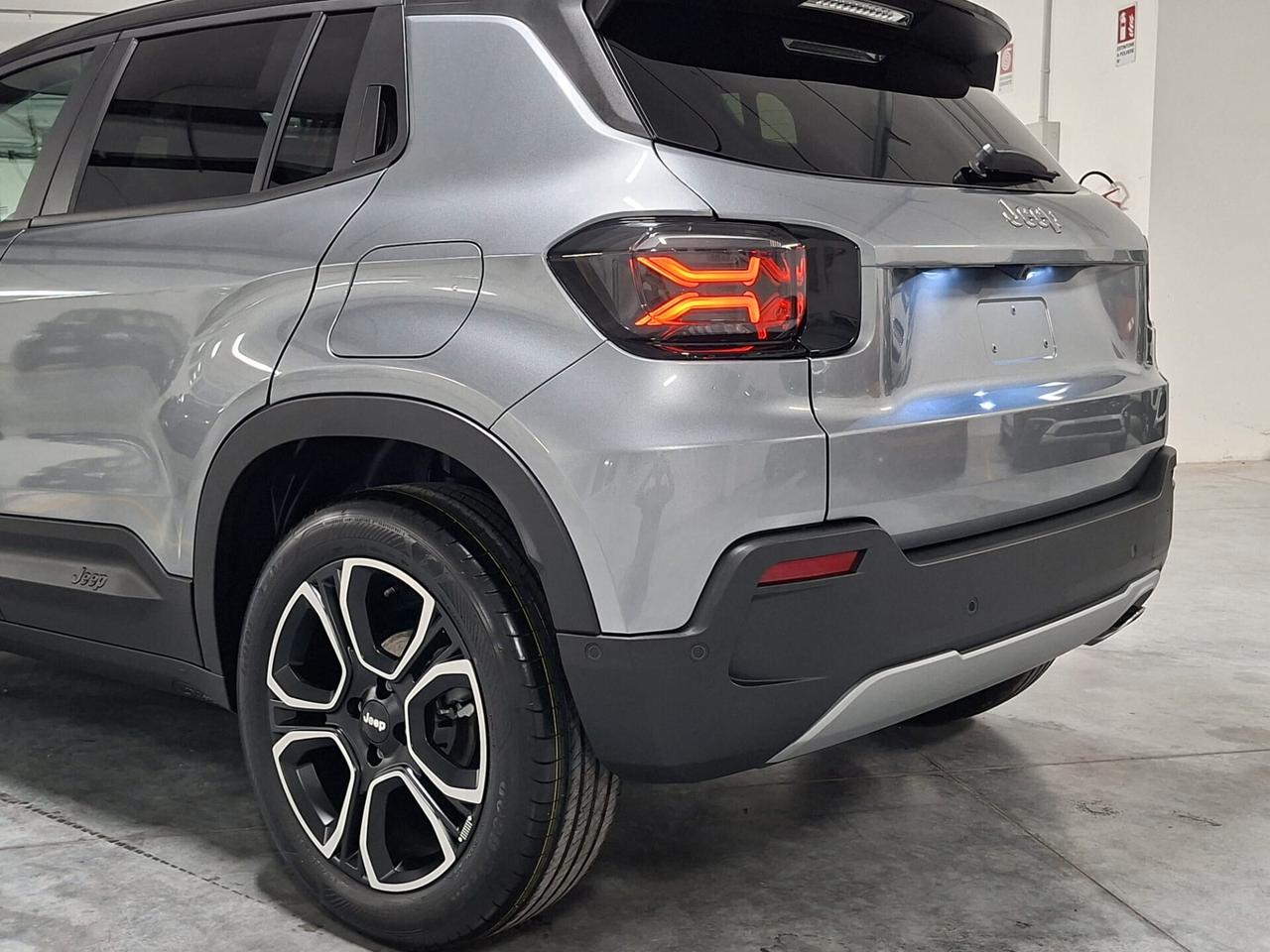 Jeep Avenger 1.2 Turbo mhev e-Hybrid Summit eDCT6 Km.0