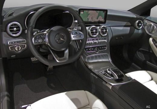 Mercedes-Benz Classe C-C205 2018 Coupe - C Coupe 220 d Premium Plus auto