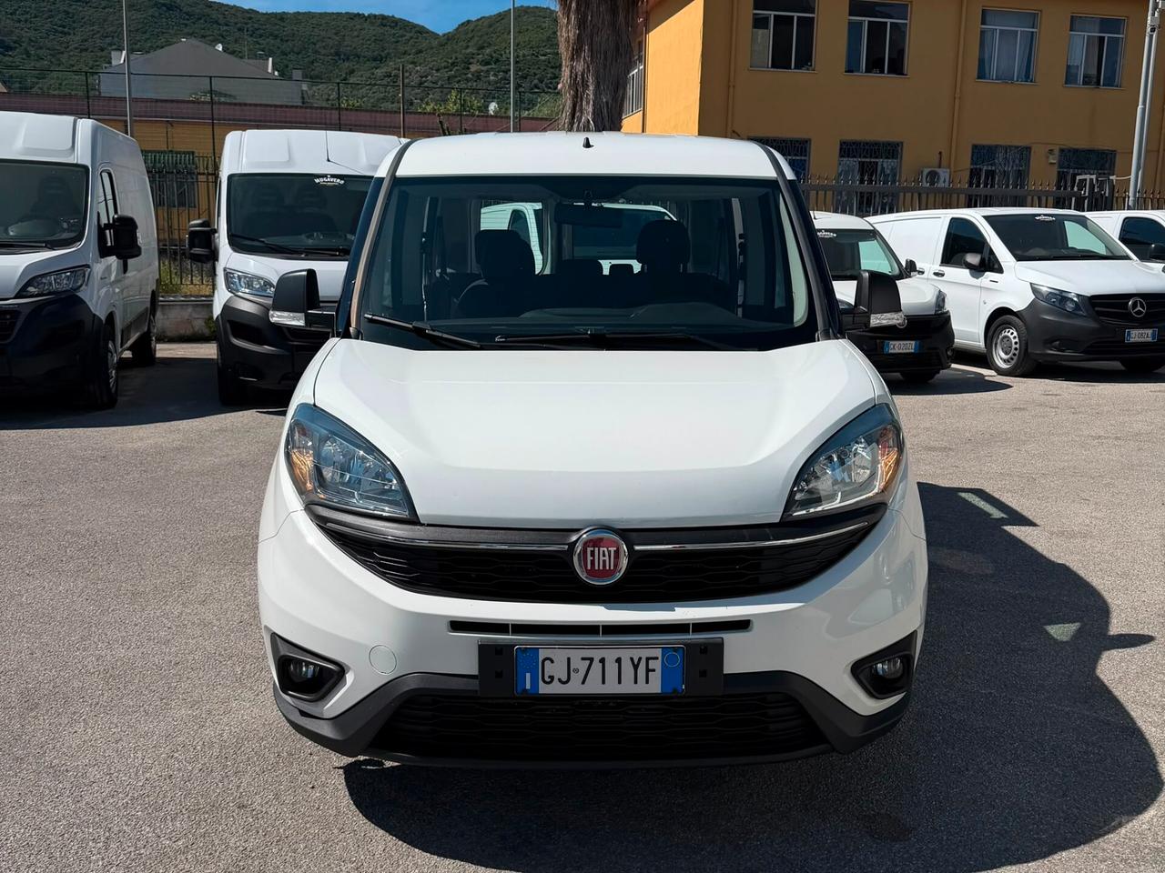 FIAT DOBLO' 1.6 AUTOCARRO 5 POSTI