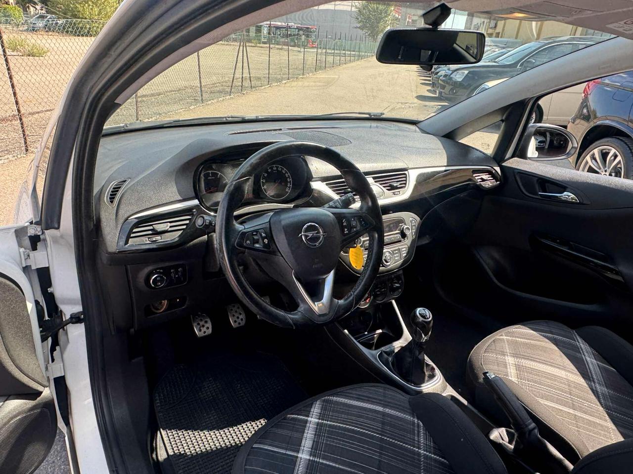 Opel Corsa Anno 2016 1.4 BENZ/GPL C.D. FATTA
