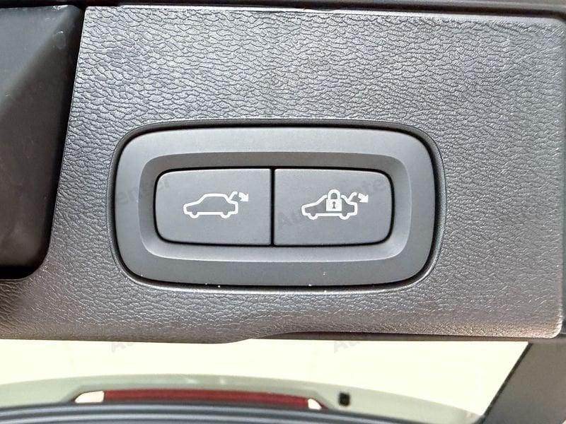 Volvo XC60 T8 PLUG IN ULTRA BLACK EDITION AWD AUT