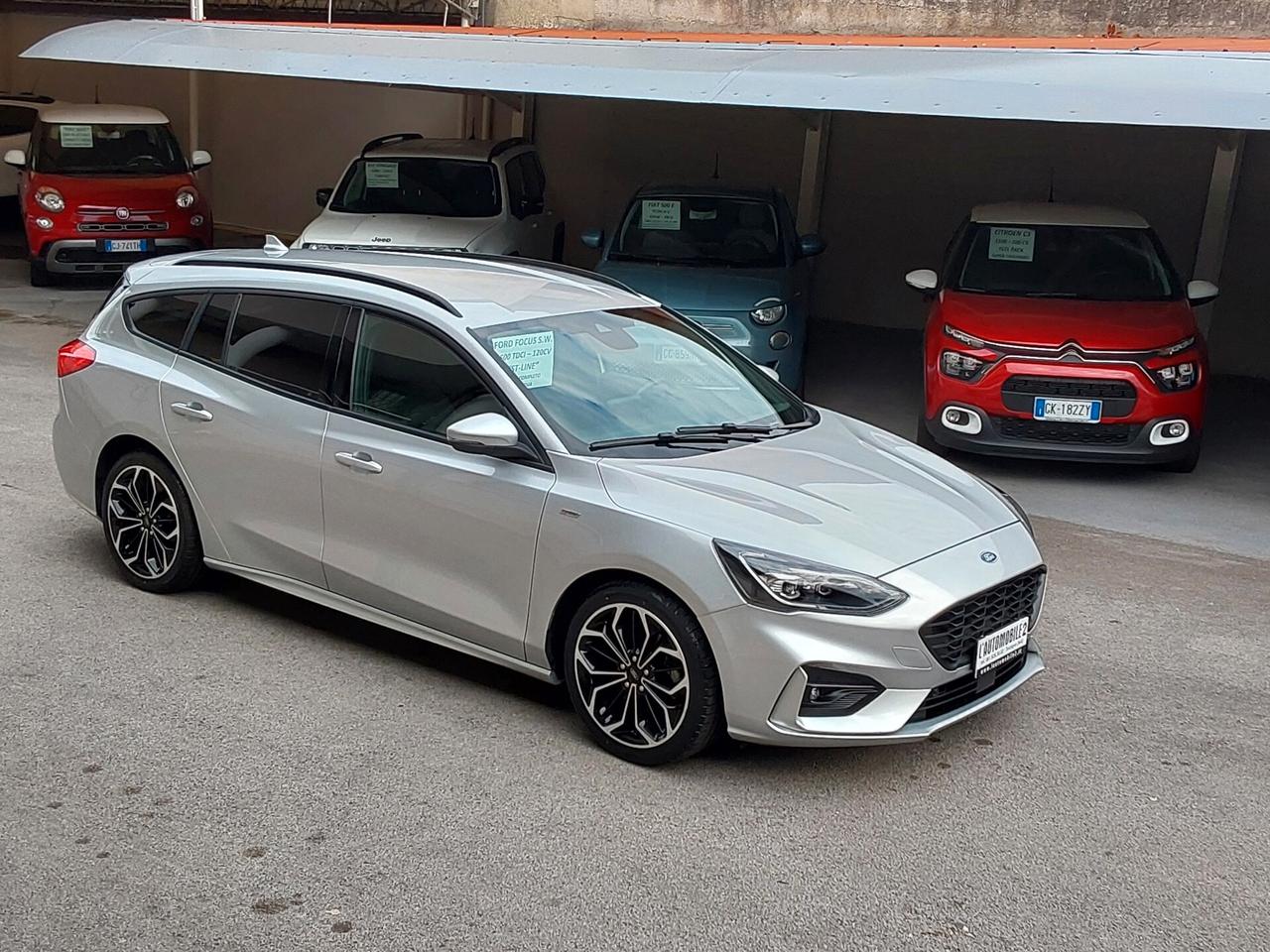Ford Focus 1.5 120 CV SW ST-Line Super Accessoriata Cambio Manuale.