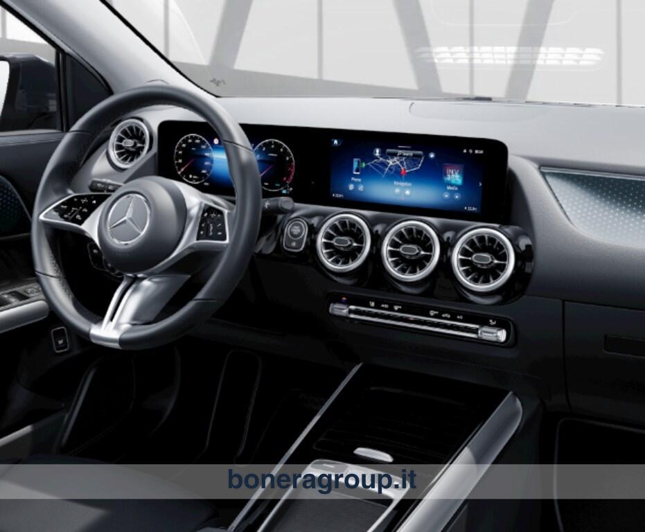 Mercedes GLA 180 180 Progressive Advanced Plus 7G-DCT