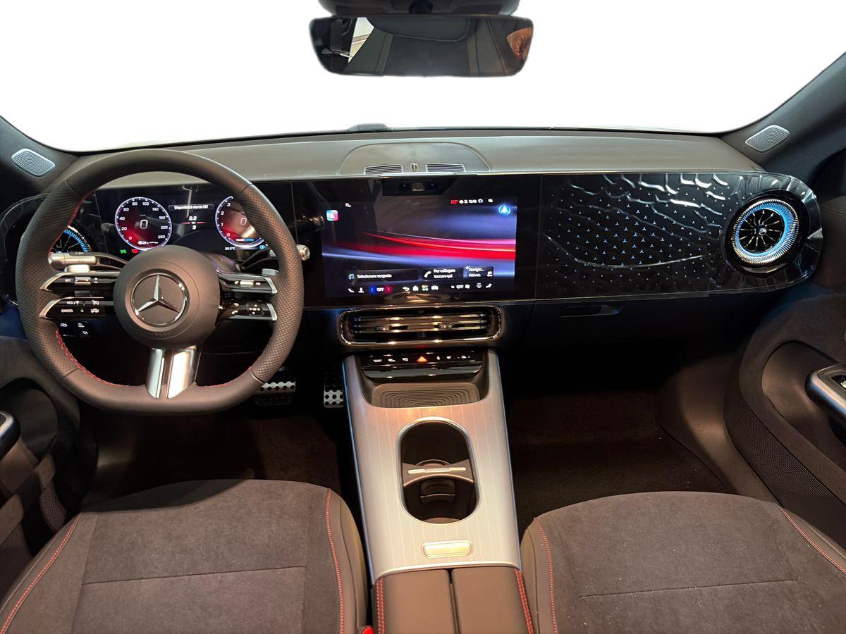 Mercedes-Benz CLA 200 4MATIC