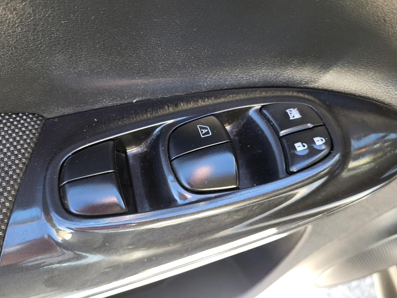 NISSAN JUKE-1,5 dCi-UNICA PROP-EURO 6B-NAVI-3 REVI