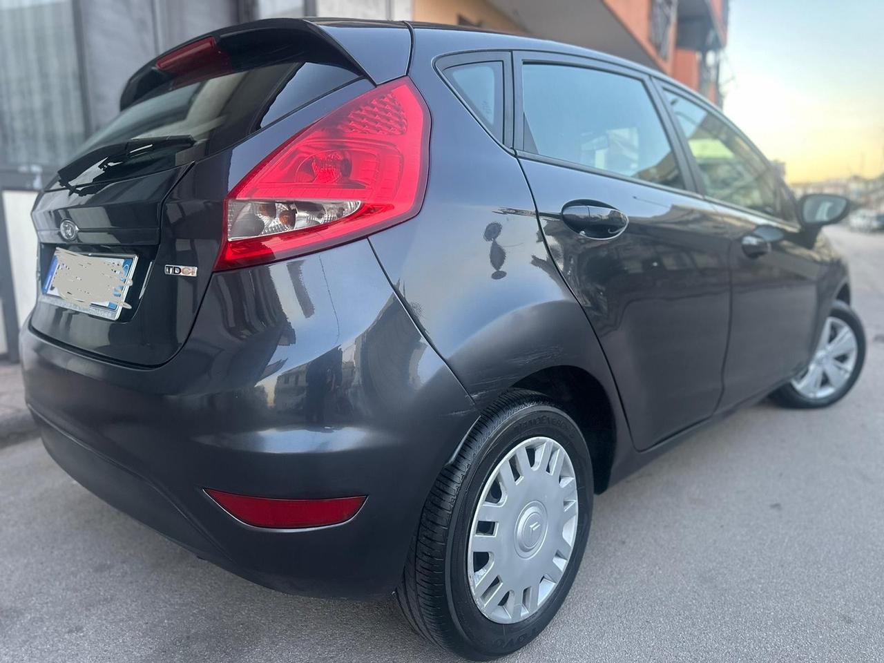 Ford fiesta 1.4 diesel anno 2010