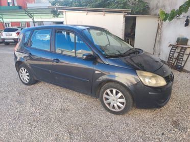 Renault Scenic Scénic 1.5 dCi/105CV Dynamique