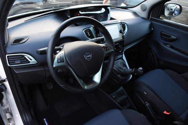 LANCIA Ypsilon 1.0 FireFly 5 p. S&S Hybrid GOLD *CAM*5 POSTI*