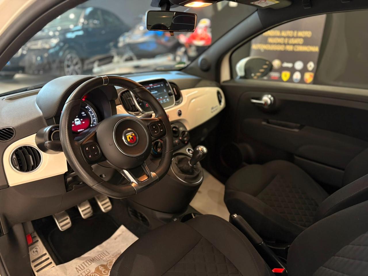 Abarth 595 1.4 Turbo T-Jet 145 CV