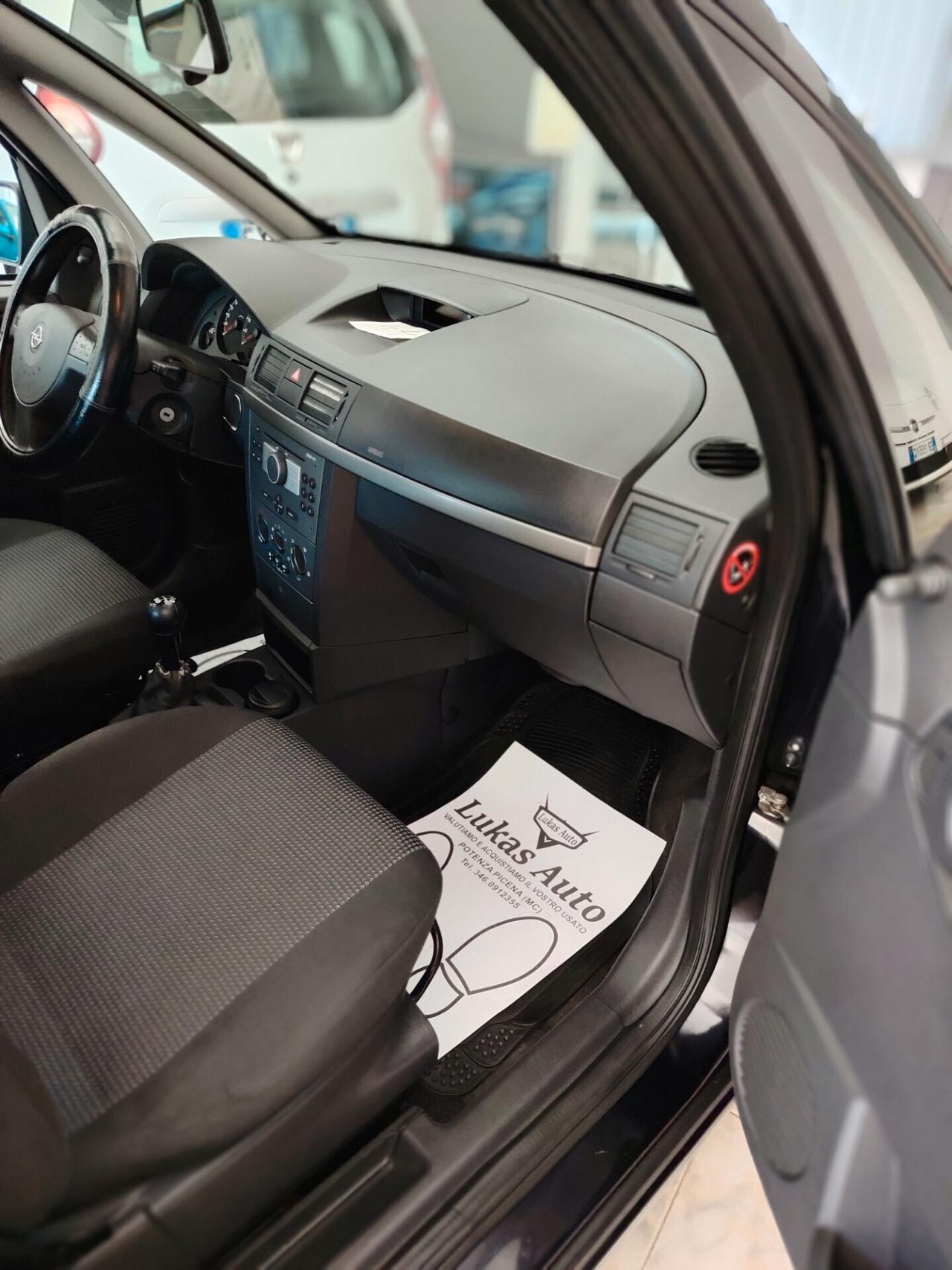 Opel Meriva 1.4 16V GPL-TECH Club