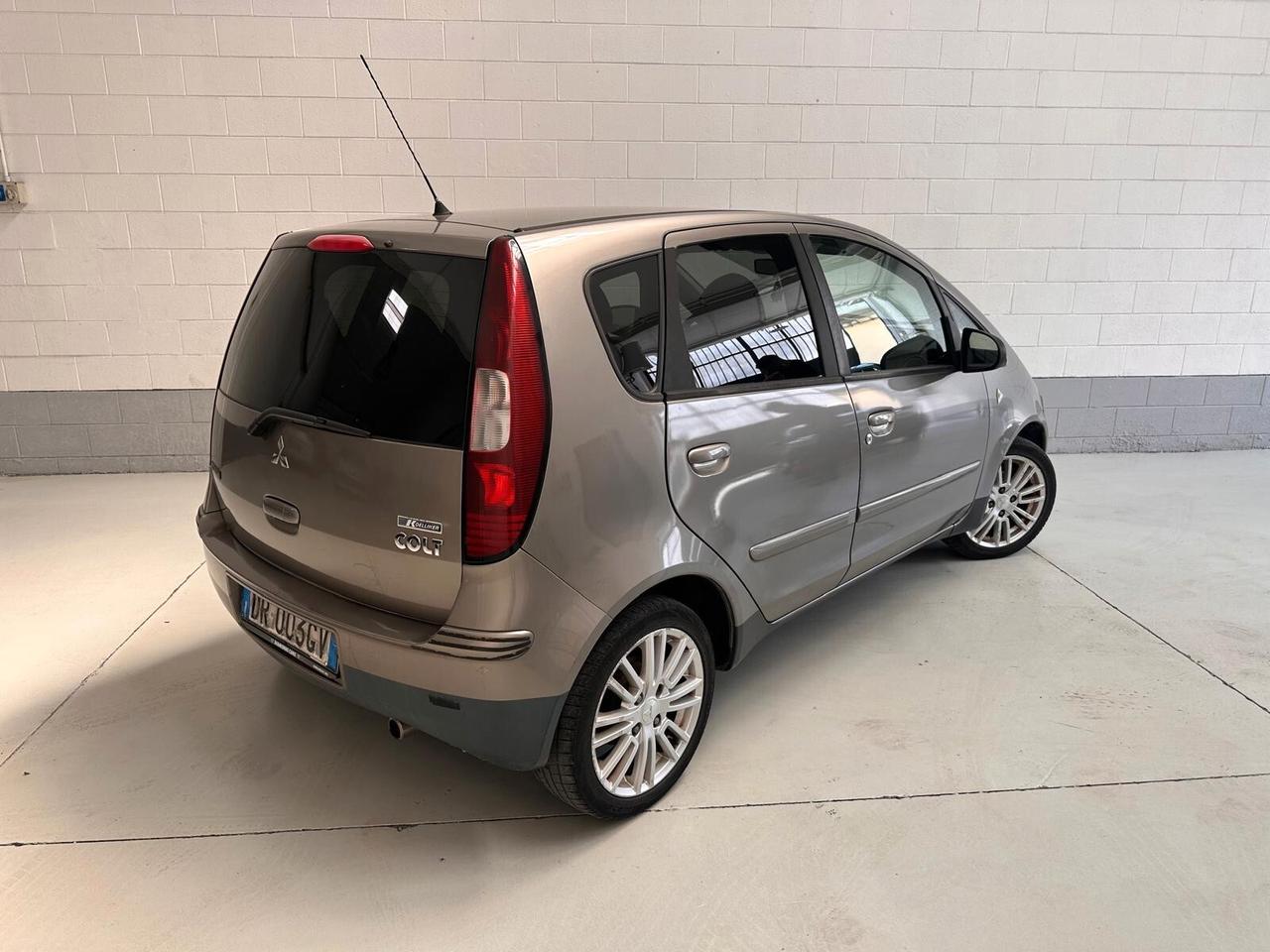 Mitsubishi Colt 1.3 16V 5p. Insport