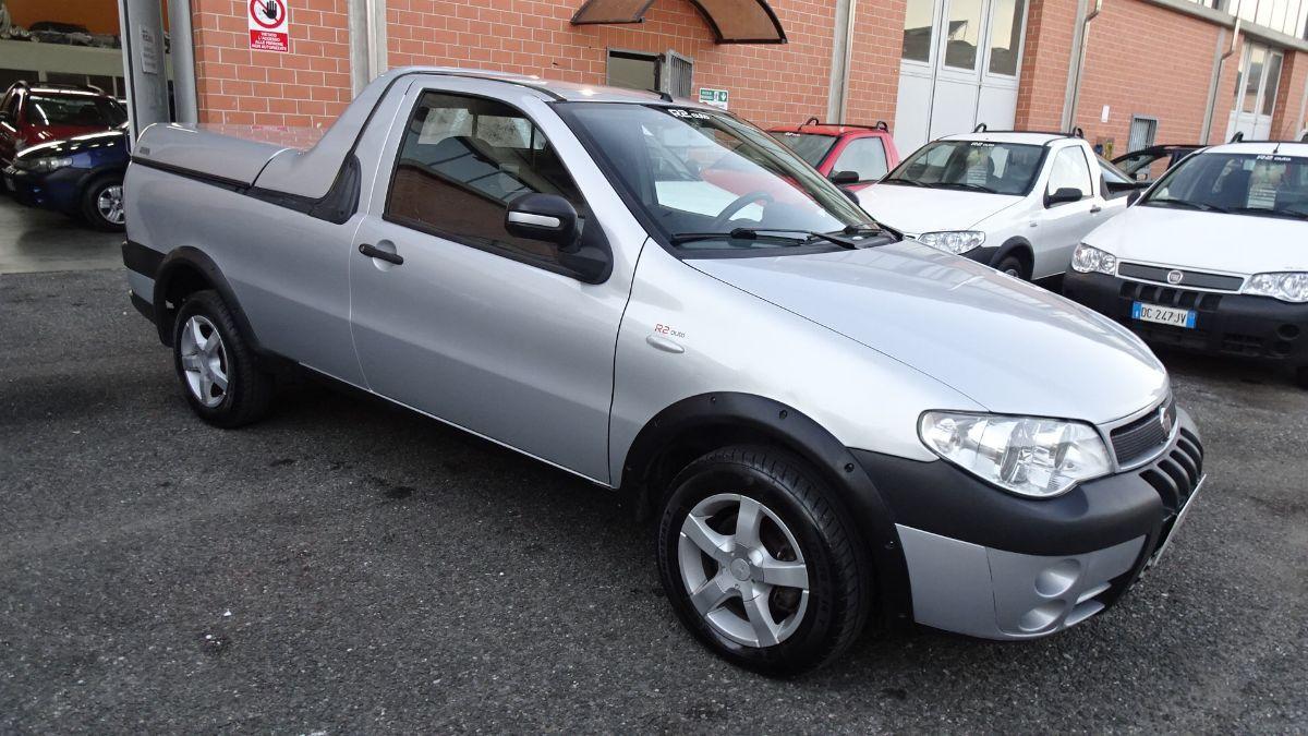 FIAT - Strada 1.3 MJT FIORINO 2011 PICK -UP hard top