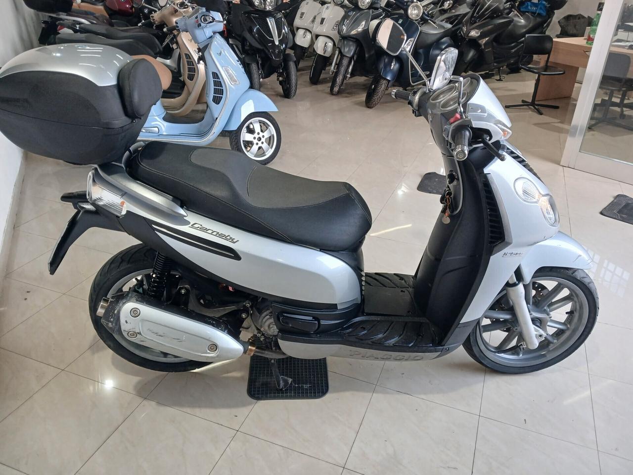 Piaggio Carnaby 125 CLASSIC