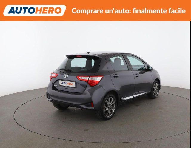 TOYOTA Yaris 1.5 5 porte Lounge