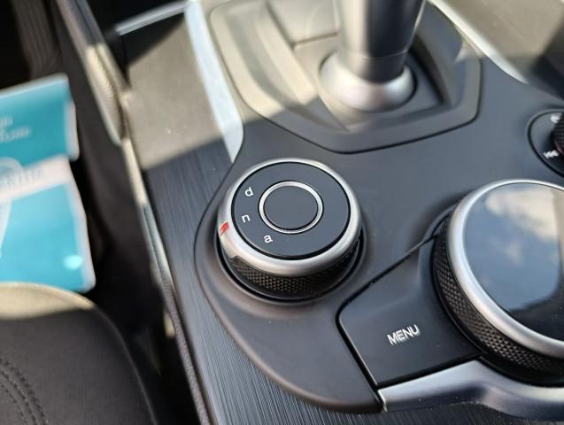 Alfa Romeo Giulia 2.2 t Giulia 150cv - GARANZIA 12 MESI -