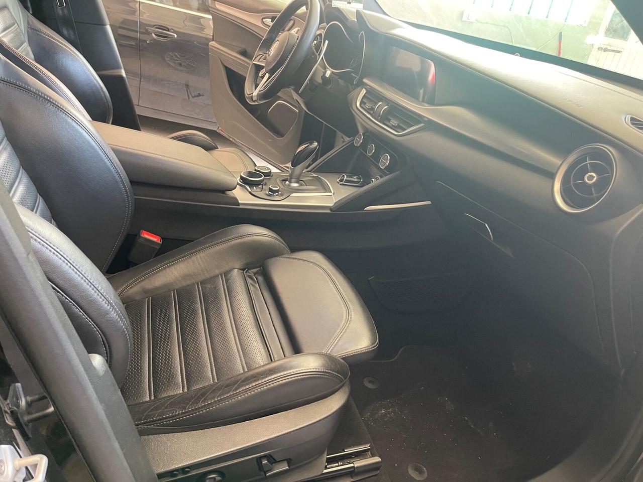 Alfa Romeo Stelvio 2.0 Turbo 280 CV AT8 Q4 Veloce