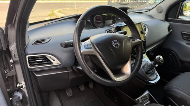 LANCIA Ypsilon 1.0 FIREFLY S&S HYBRID GOLD*24M.G.*CARPLAY*LED*TEL