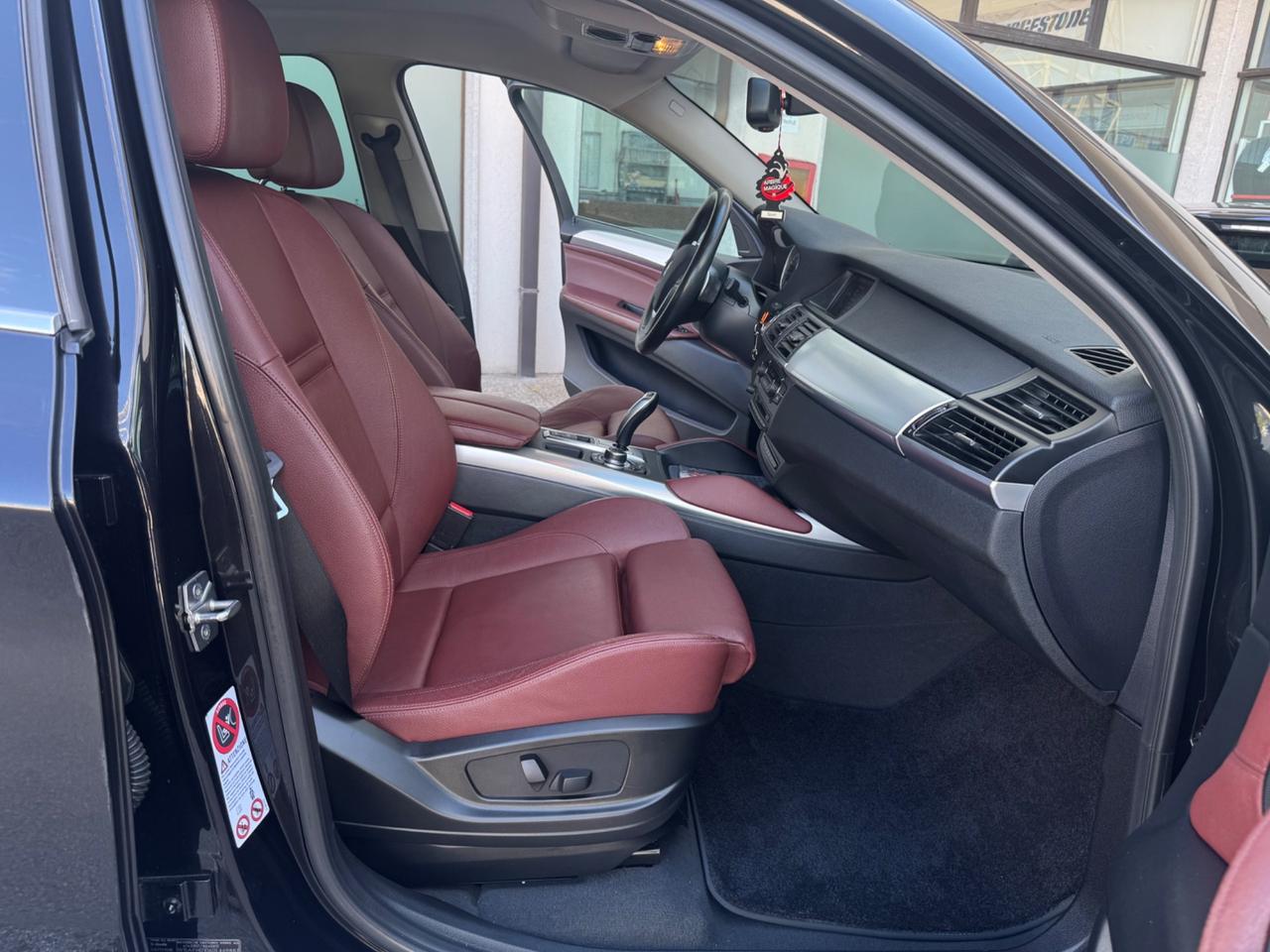 Bmw X6 xDrive40d 2010 da vetrina