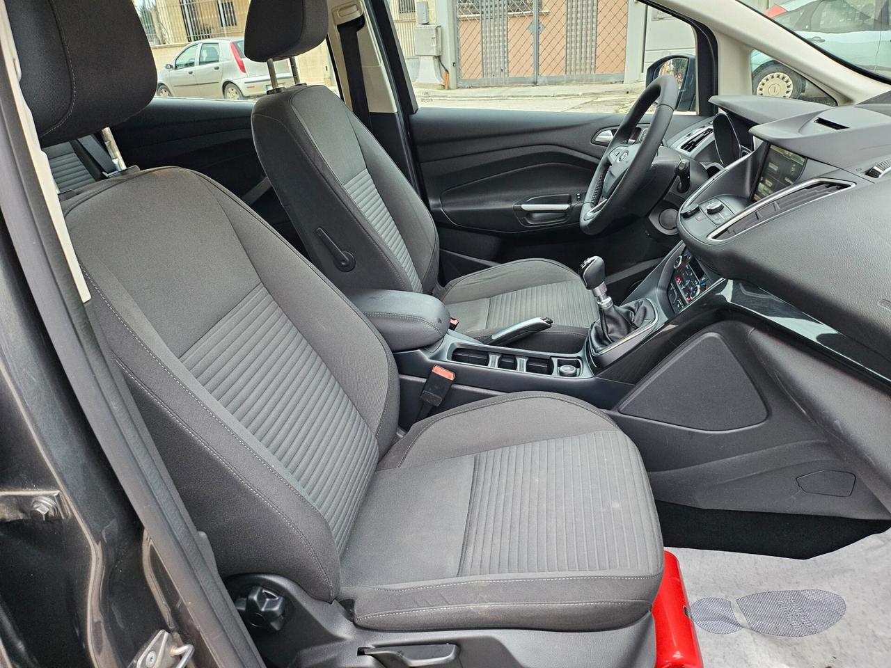 Ford C-Max 1.5 TDCi 120CV Titanium