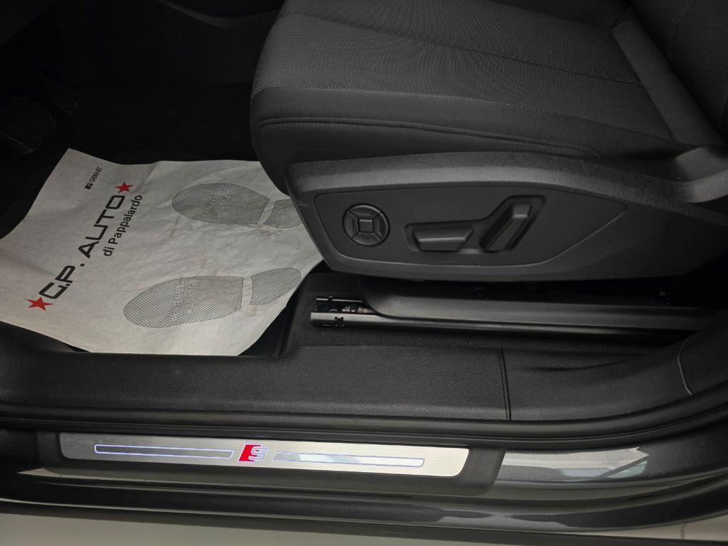 Audi Q3 Sportback 35 2.0 tdi S line edition s-tronic