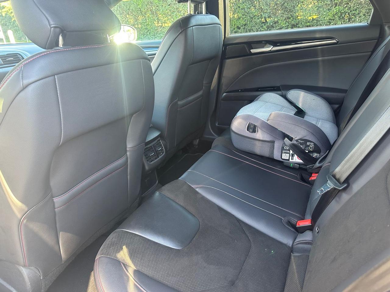 Ford Mondeo ST Line Business 2.0 HEV #10256