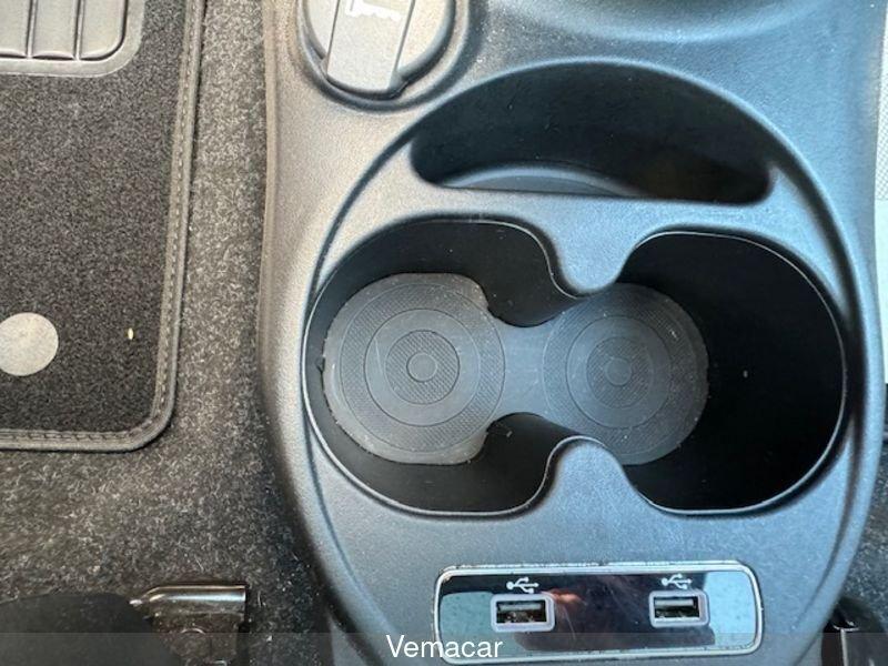 FIAT 500 1.0 Hybrid Dolcevita-allestimento più completo - ok neopatentato ! solo km 37500!