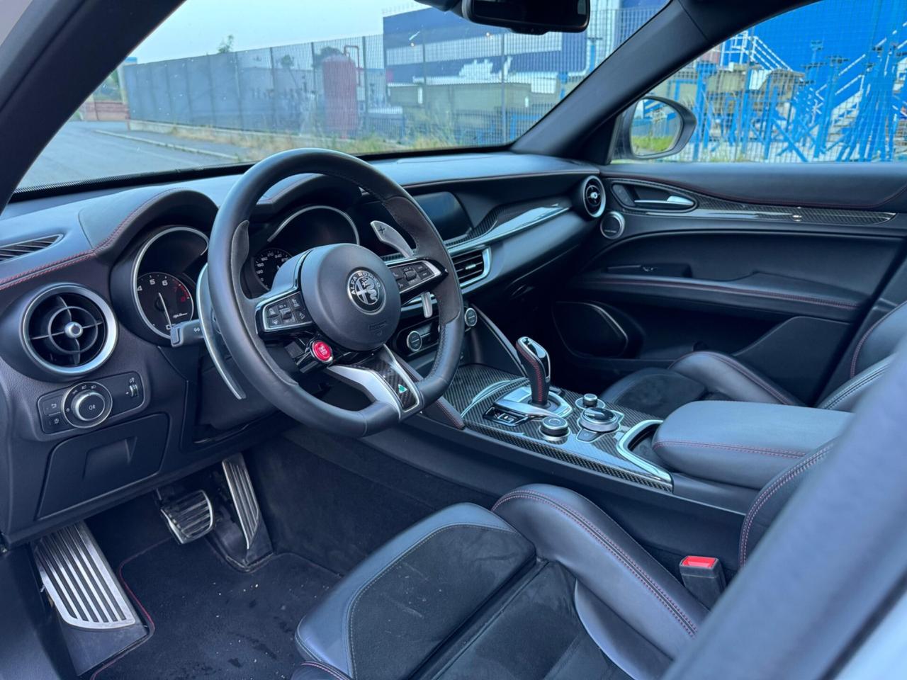 Alfa Romeo Stelvio 2.9 Bi-Turbo V6 510 CV AT8 Quadrifoglio