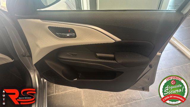 SUZUKI Swift 1.2 Hybrid Top