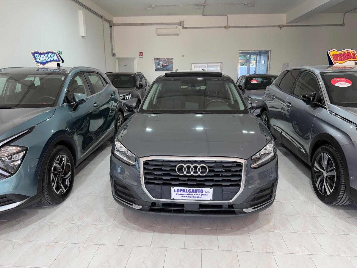 AUDI - Q2 - 1.6 TDI S tronic Business; Tetto panoramico apribile; Telecamera;