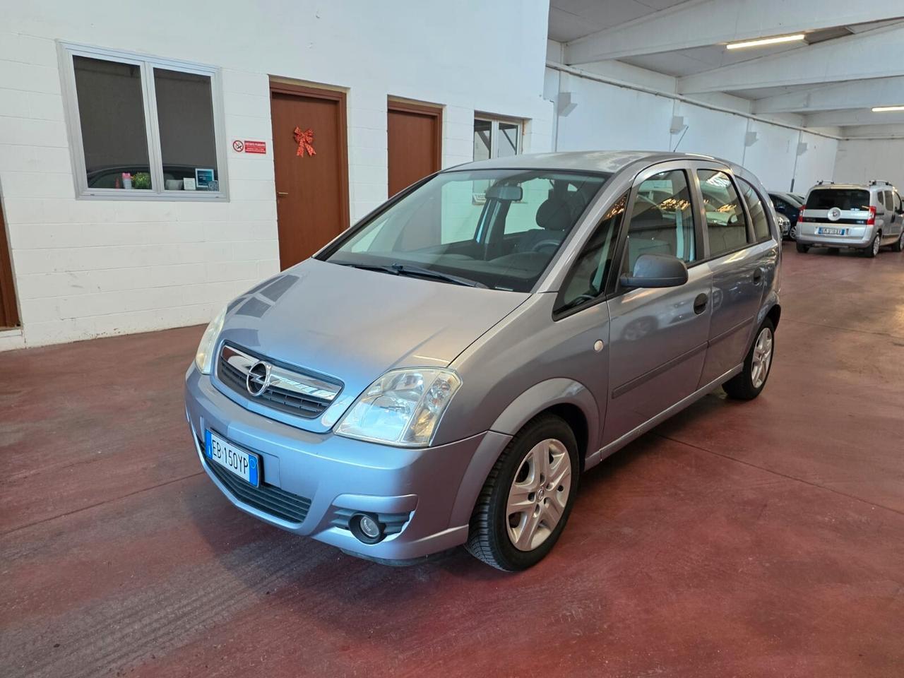 Opel Meriva 1.4 16V Cosmo neopatentati 90.000 KM !!!