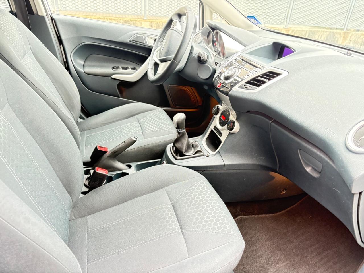 Ford Fiesta 1.4 5 porte Bz.- GPL Titanium