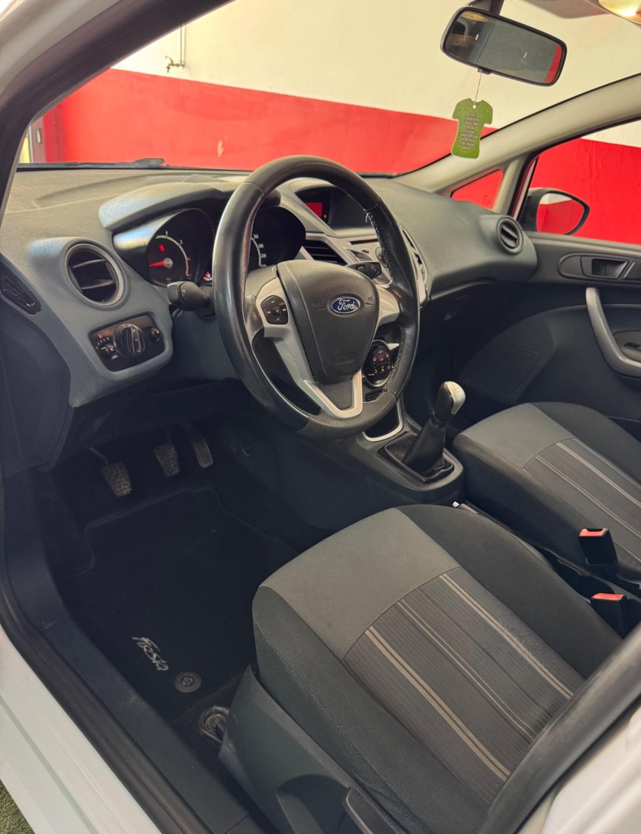 Ford Fiesta Fiesta 1.2 BENZINA 82 CV,100000 CHILOMETRI