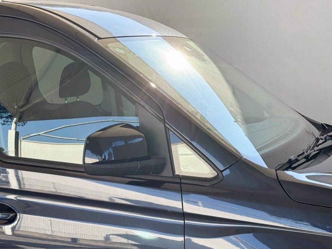 FORD Tourneo Connect v761 2 0 ecoblue 122cv titanium