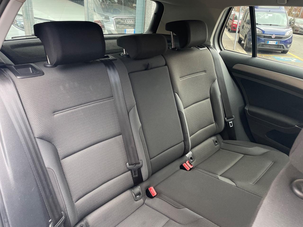 Volkswagen Golf 1.6 TDI 110 CV/GARANZIA 12 MESI