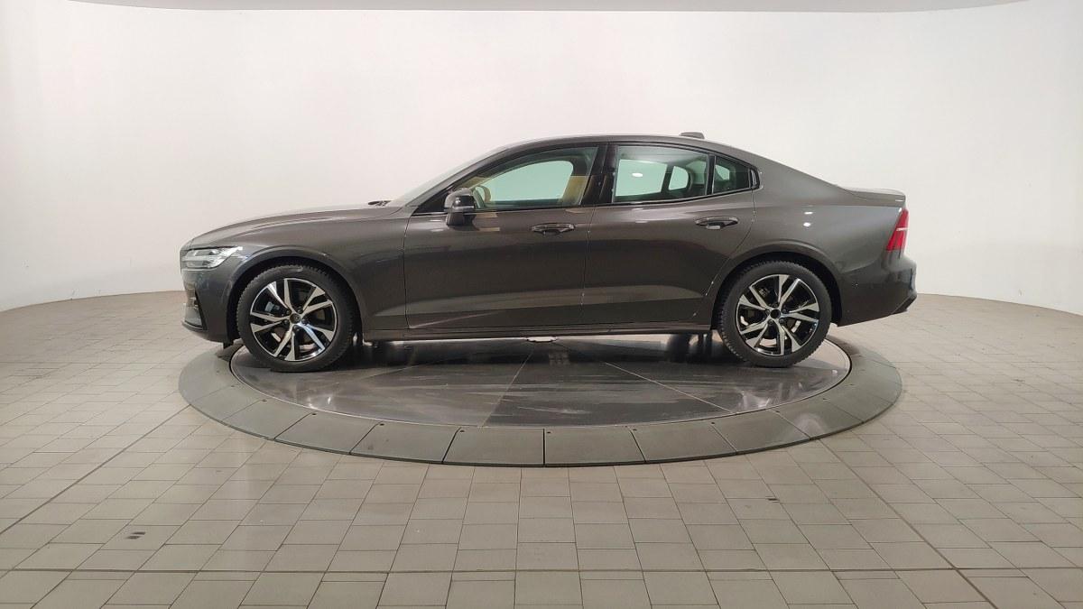 VOLVO S60 B4 Mild Hybrid Automatico Plus Dark