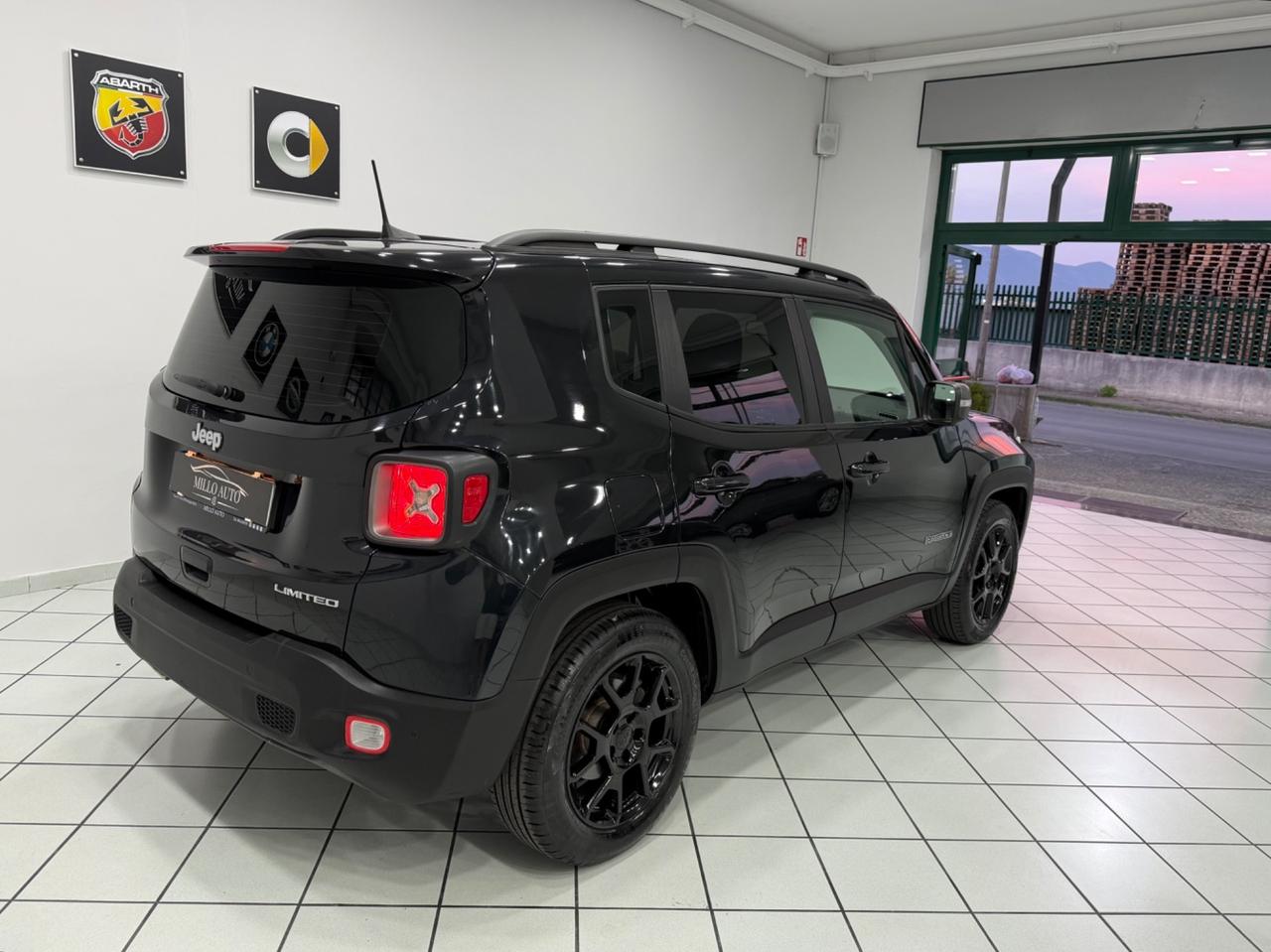 Jeep Renegade 1.6 Mjt 130cv Limited Total Black
