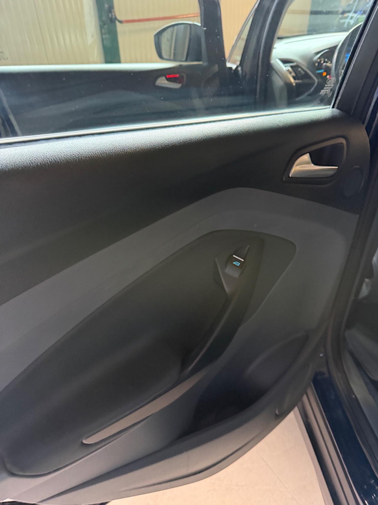 Ford C-MAX 1.6 TDCi 115CV TITANIUM KMCERT UNICOPR