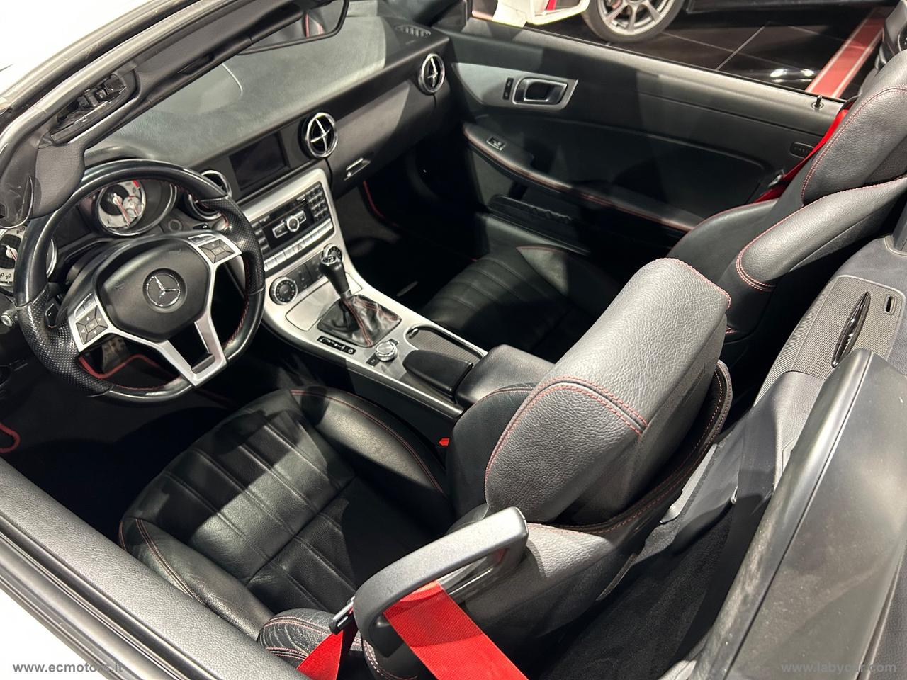 MERCEDES-BENZ SLK 250 CDI Premium