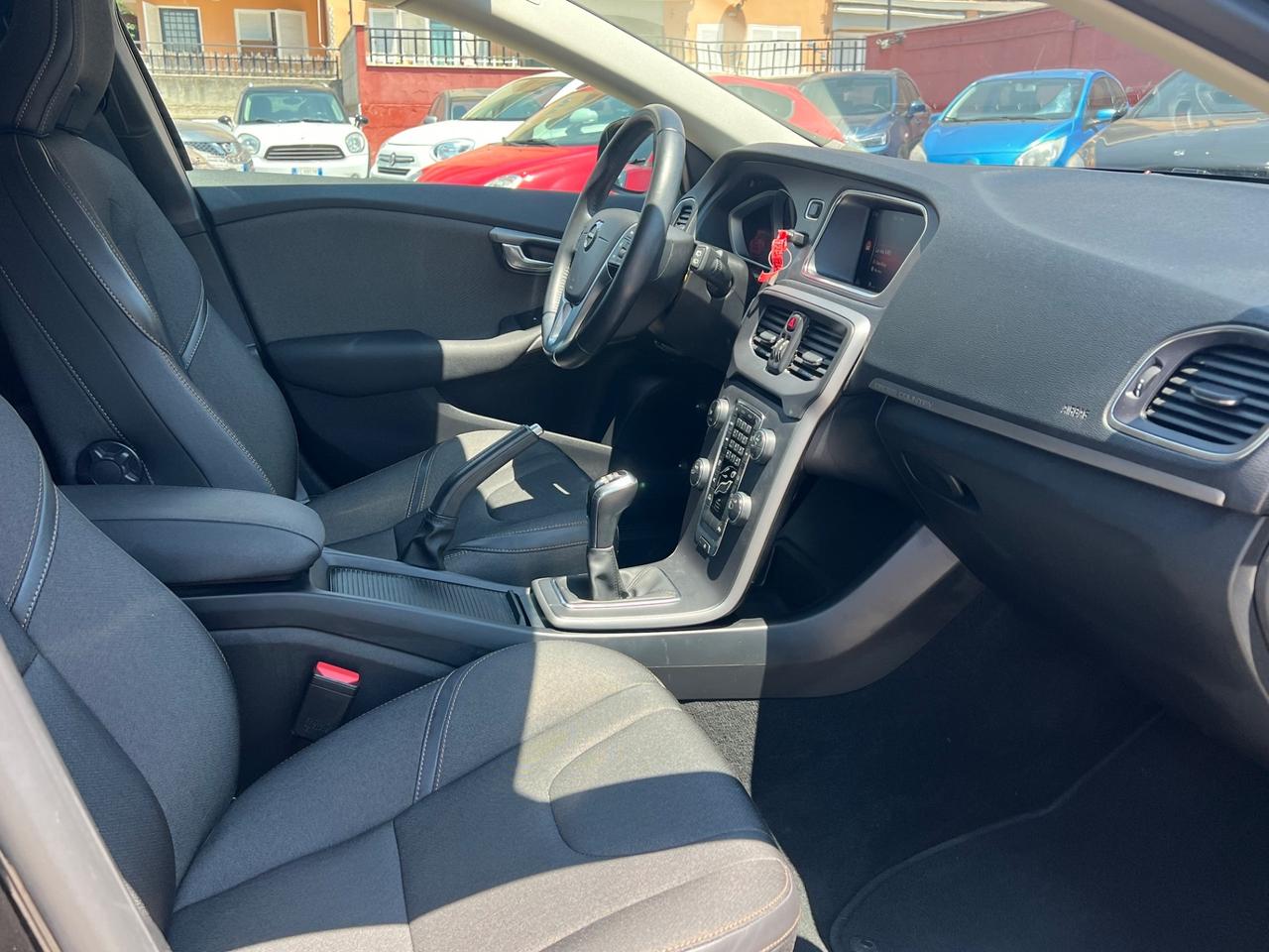Volvo V40 Cross Country V40 Cross Country D2 Business Plus