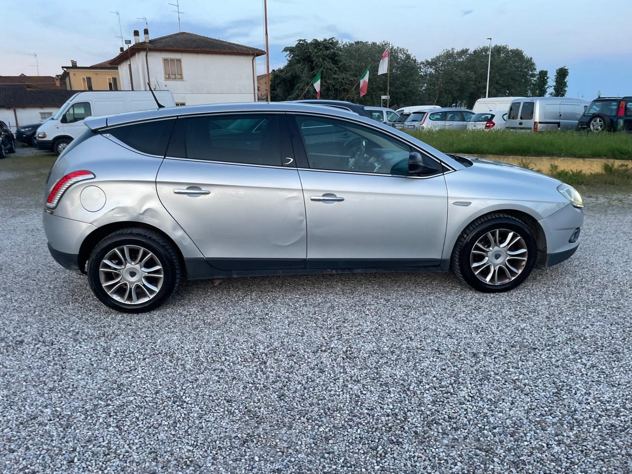 Lancia Delta 1.6 MJT DPF Platino