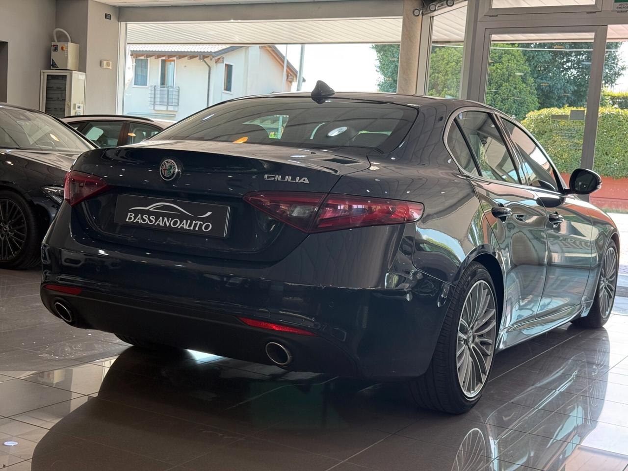 Alfa Romeo Giulia 2.2 t Business Sport Edition 180cv auto