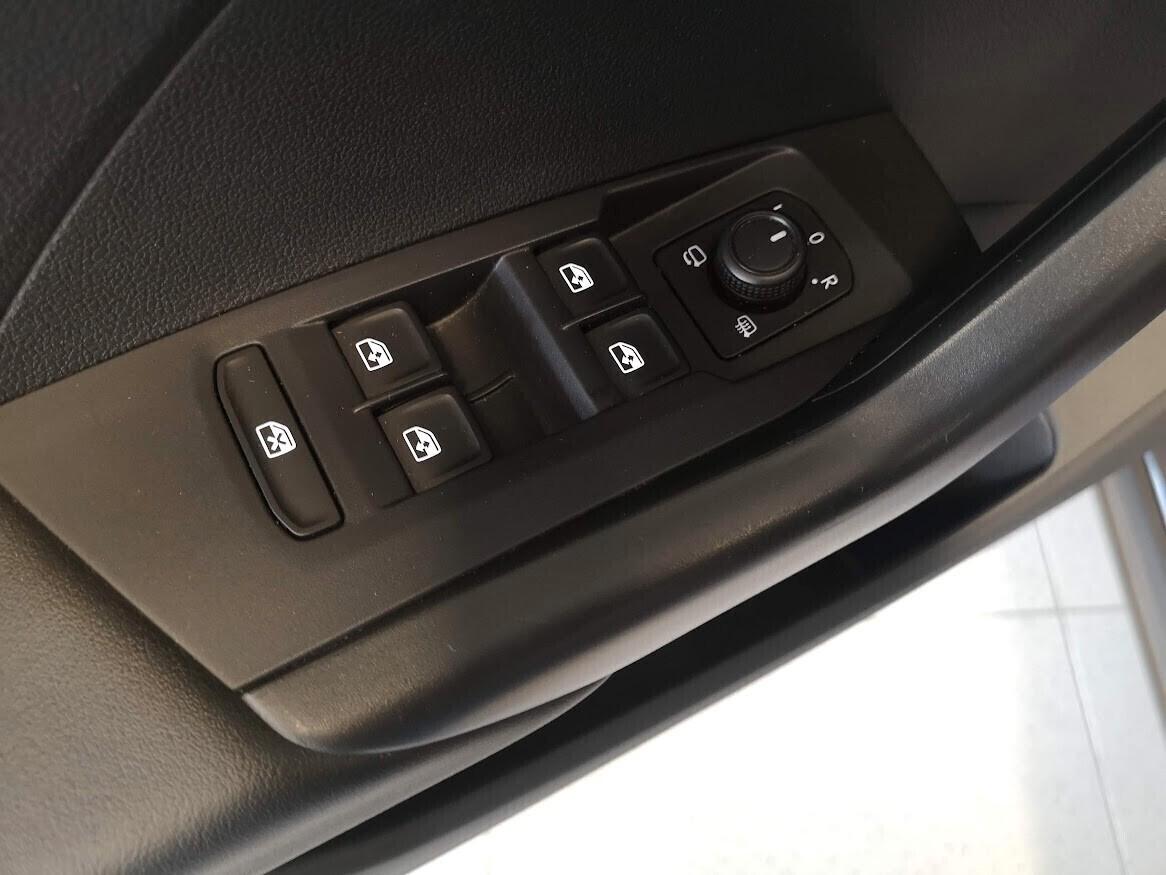 Volkswagen T-Cross 1.0 TSI 95 CV Life BMT