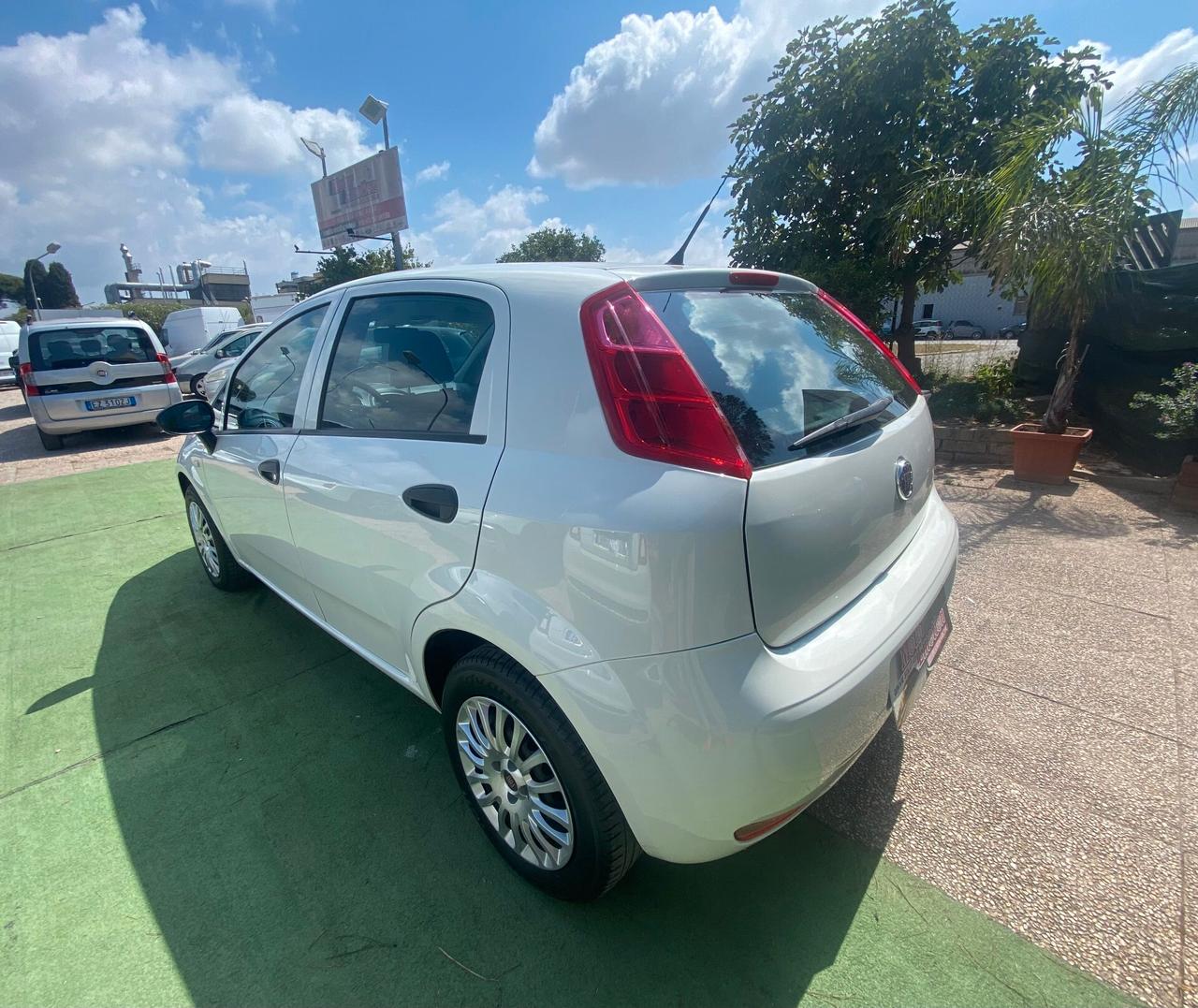 Fiat Punto 1.4 8V 5 porte GPL Street