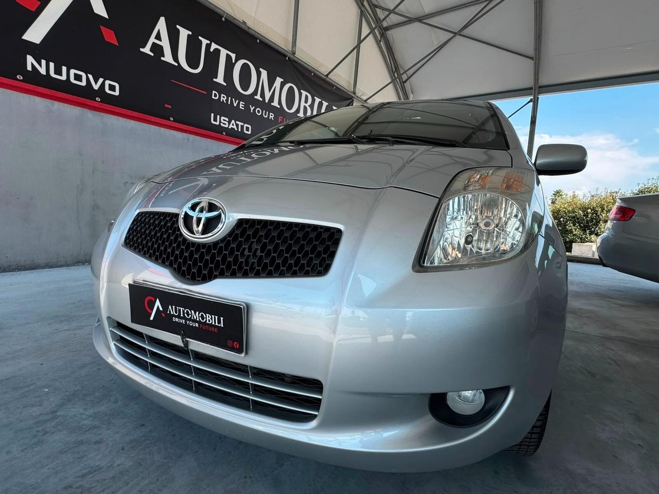 Toyota Yaris 1.4 D-4D 5 porte Sol