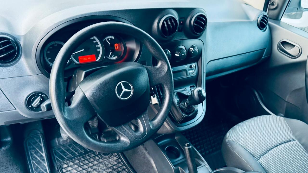 Mercedes Benz