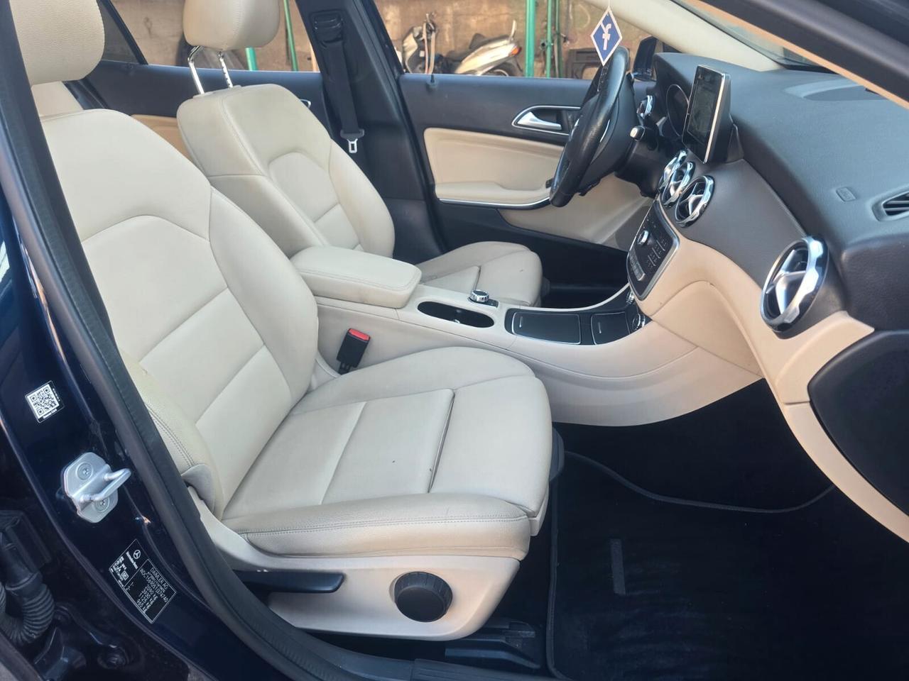 Mercedes GLA 2.2 DIESEL 177CV 4X4 TETTO APRIB. FULL 2017
