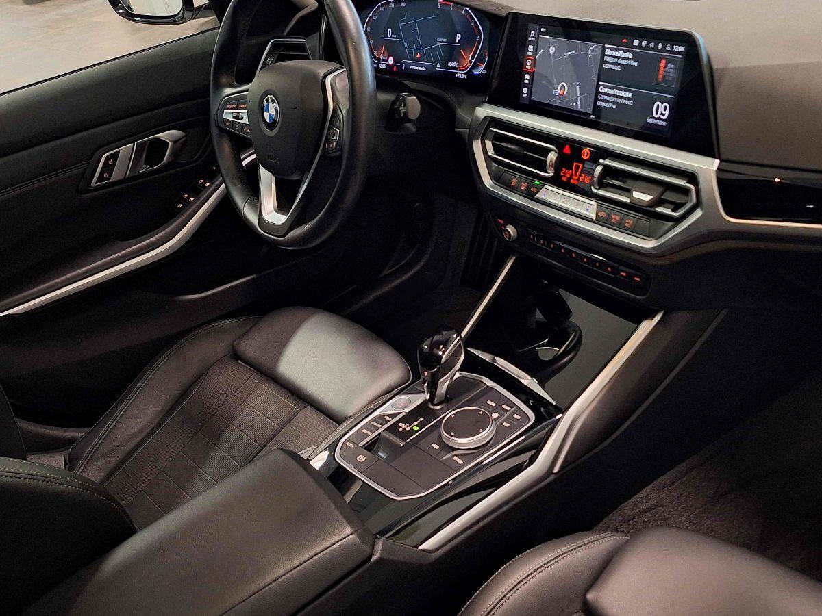 BMW 320 D TOURING HYBRID SPORT - INDIVIDUAL - X-DRIVE - BIANCO PERLA - TETTO - SEDILI SPORT - BLACK PACK - COCKPIT PRO - FULL LED - GARANZIA